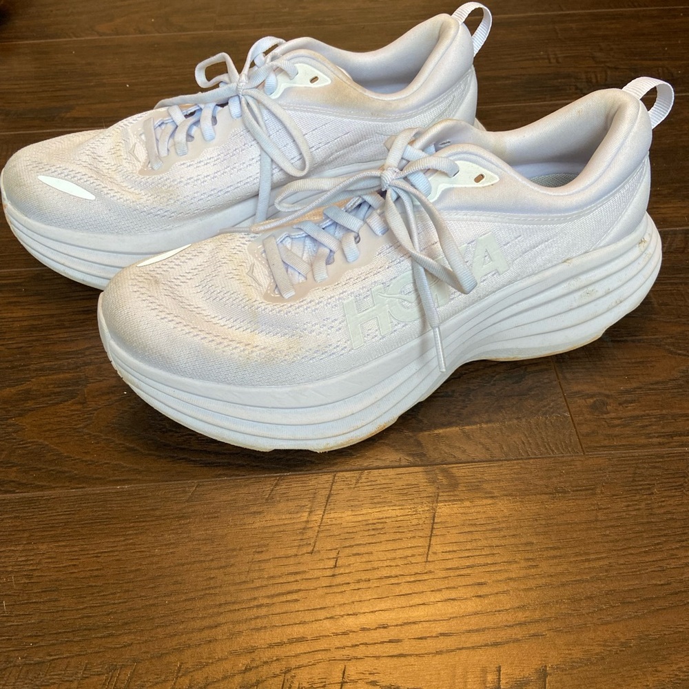 Women’s Hoka Bondi 8 size 8.5